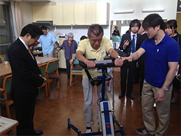 見学風景（写真）